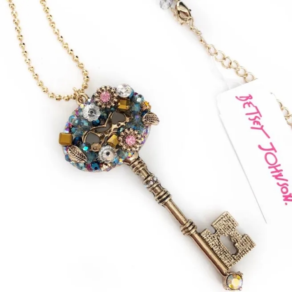Betsey Johnson Wovan Cluster Key Long Pendant Necklace